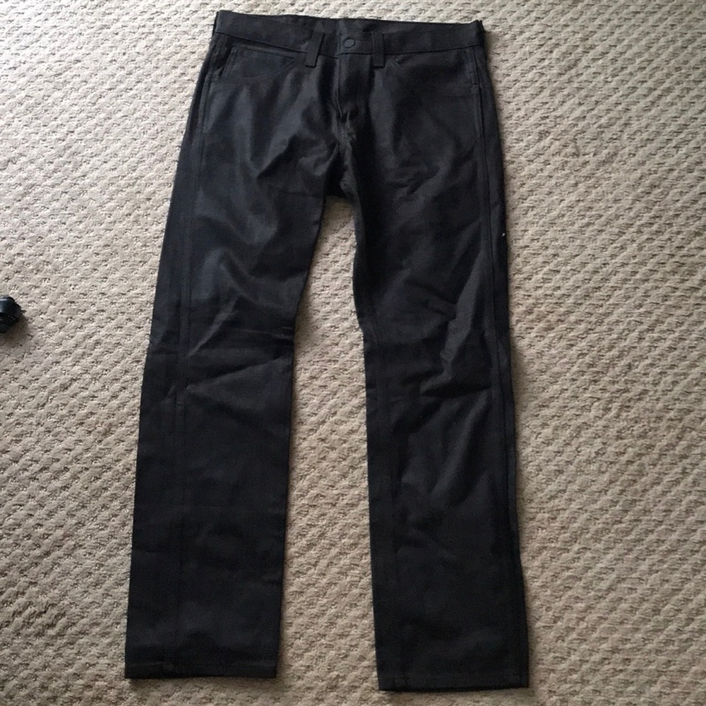 LEVI STRAUSS BLACK PANTS W 32 L 30 513